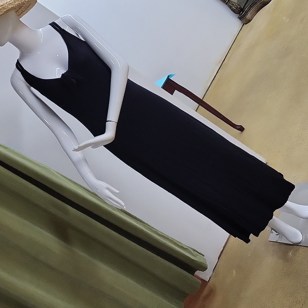 Alexandra Bartlett Black Spaghetti Strap Maxi Dress